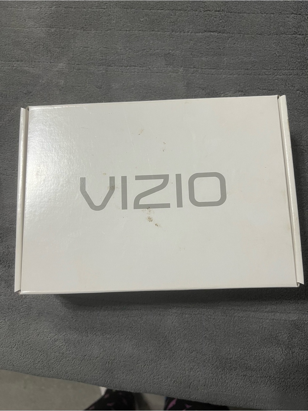 Vizio White Retail Box with Gray Logo